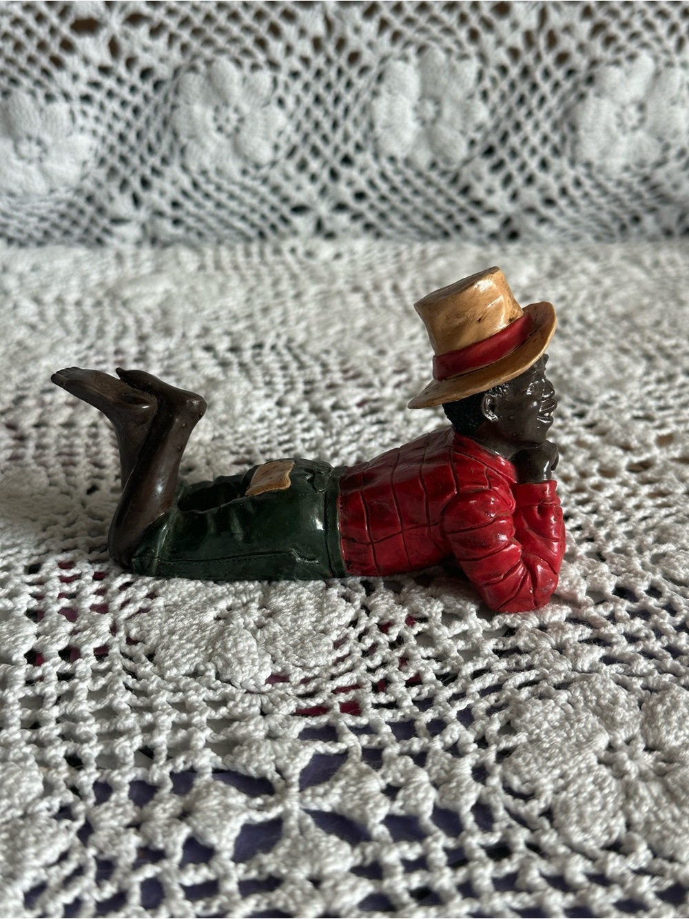 Vintage Lepco Ceramic Figurine Boy with Tan Hat - Home Art Ceramic Accent - Picture 3 of 6